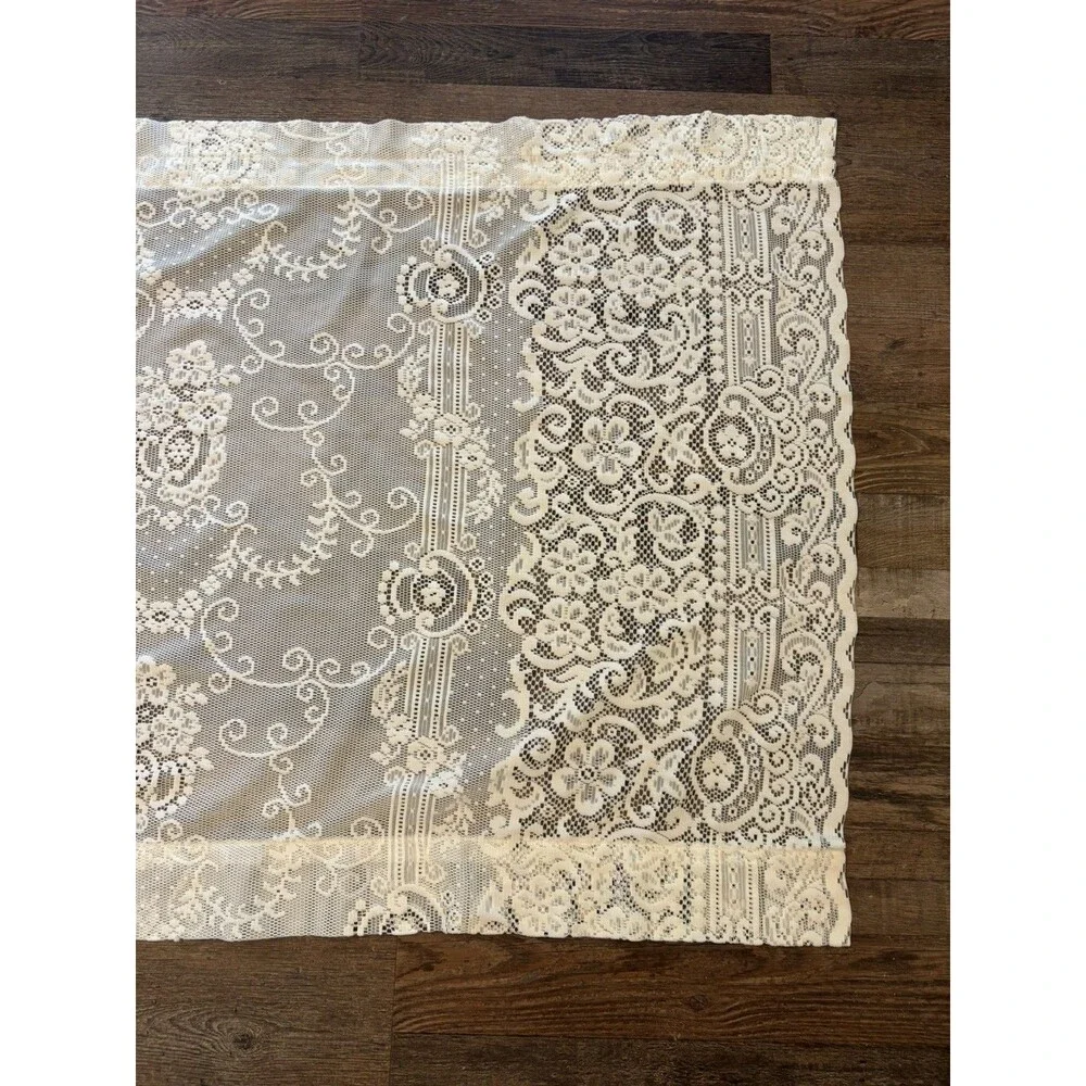 VTG Floral Lace Window Cafe Curtain Valance 55”x35” Very Pretty Granny Cottage